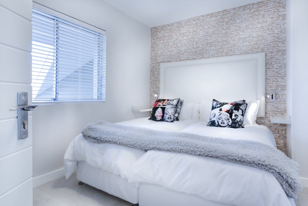 Sypialnia 10m2- aranżacja