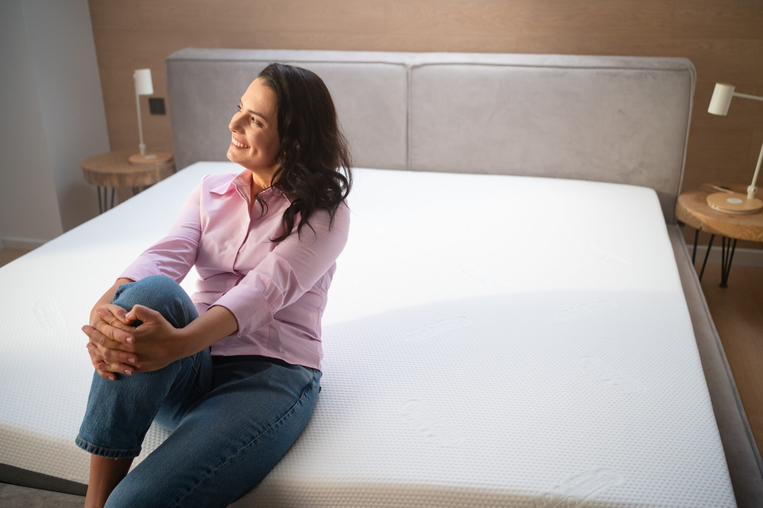 Jak wybrać materac i nie zwariować? 4 błędy, przez które kupujesz model niedopasowany do Twojego kręgosłupa